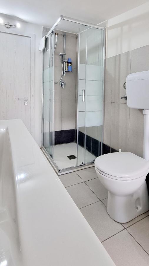 Guest Holiday Mandra 12 E 13 Reggio Emilia Exterior photo